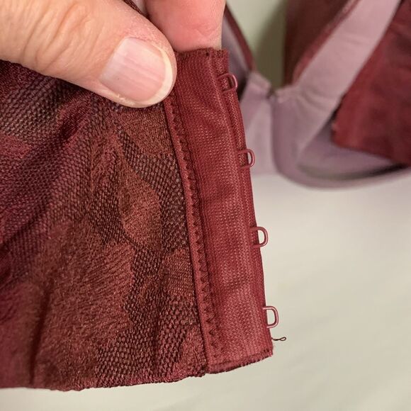 Cacique Burgundy Lace Backsmoother Lined Full Coverage Underwire Bra 44H - Picture 7 of 10